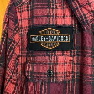 Women’s Harley-Davidson button front shirt